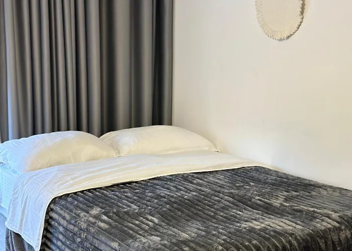 Lamda Deluxe Apartments