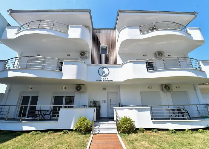 Lamda Deluxe Apartments